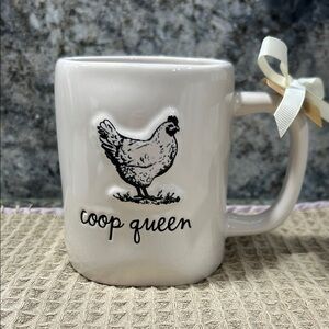 NWT Rae Dunn Coop Queen Ceramic Mug
